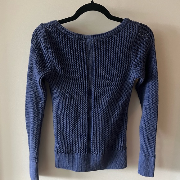 Gap Blue Sweater - Picture 2 of 3